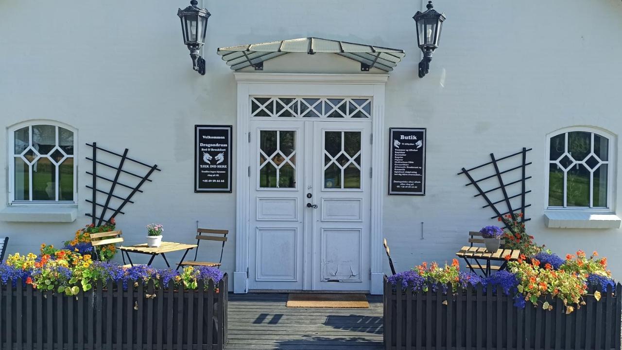 Dragondrum Bed & Kitchen Ullerslev Exterior photo